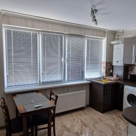 Tecuci Apartment In The Center Kiszyniów Zewnętrze zdjęcie